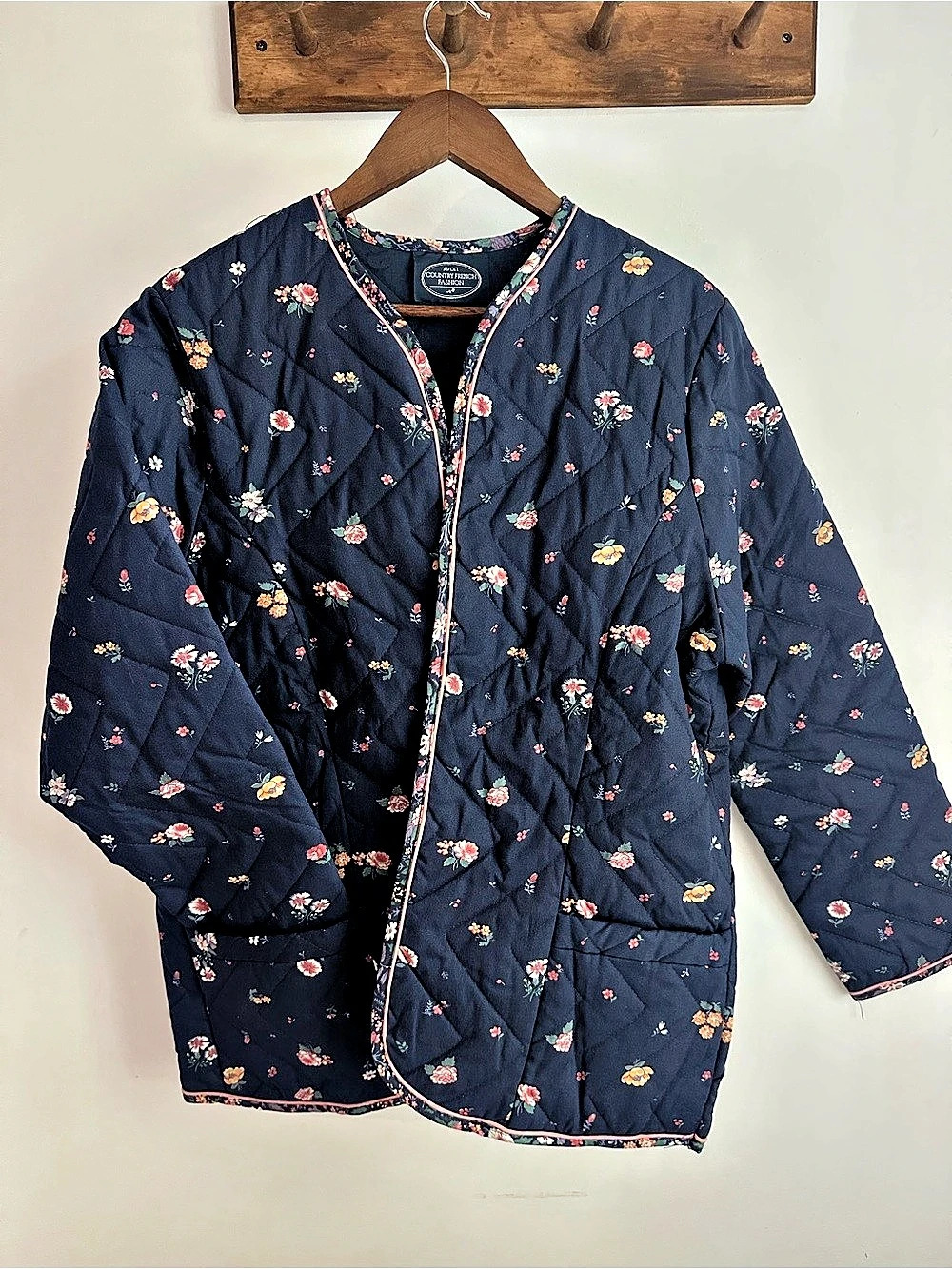 Avon Country French Fashion Floral Quilted Jacket Blue Like New